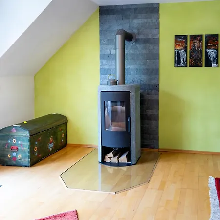 Zum Blauglockenbaum Zell an der Mosel